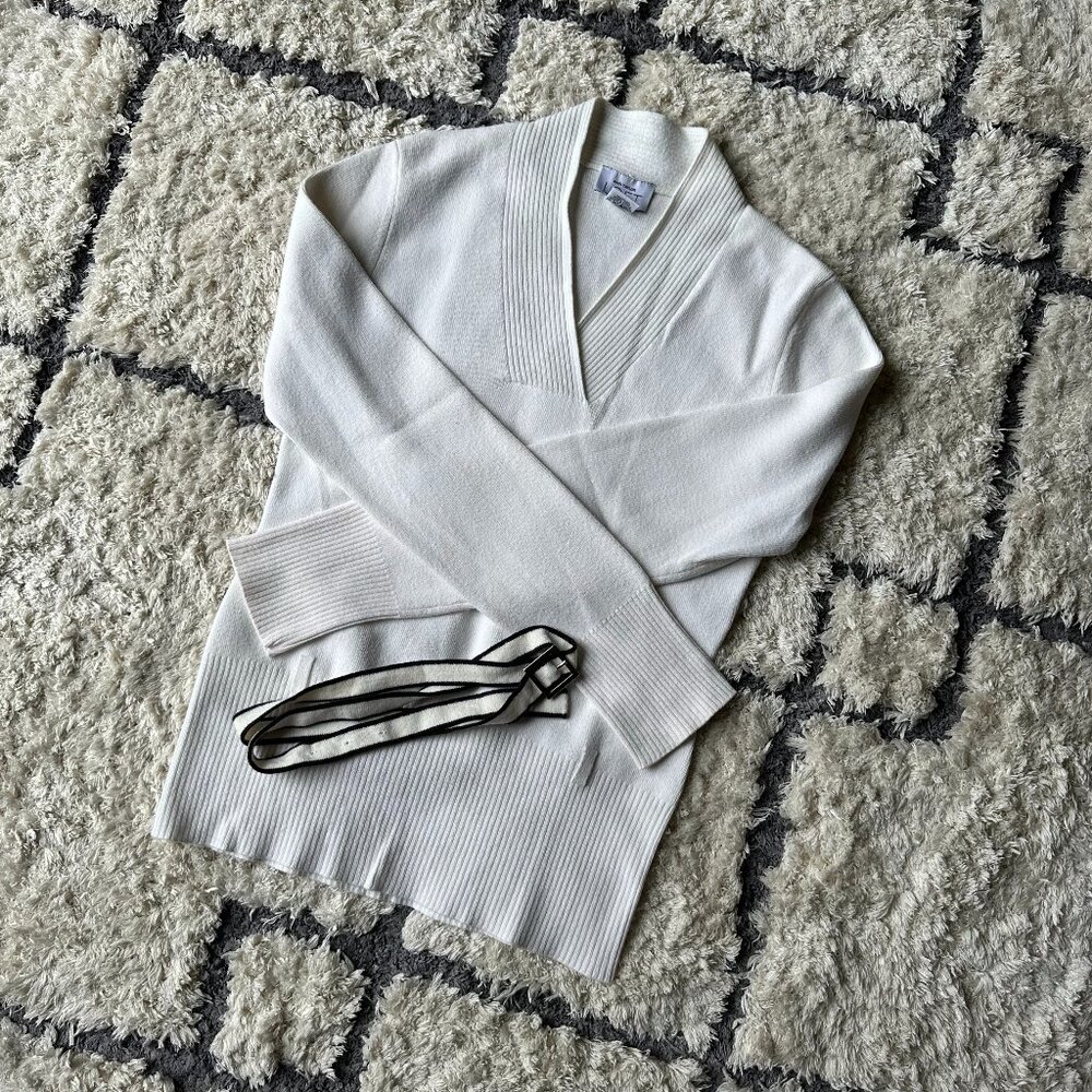 LOFT Ann Taylor Women's White Long Sleeves in Small